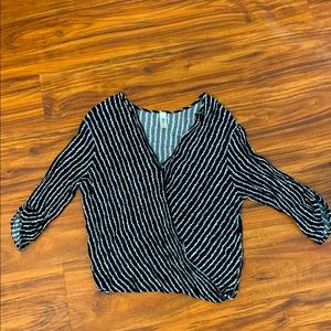 Mahina Striped 3/4 Sleeve Top